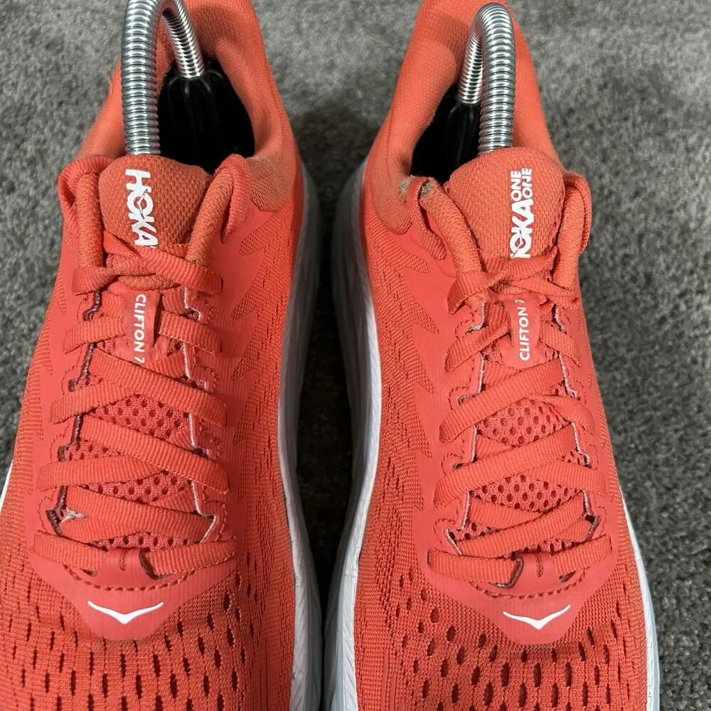Hoka One One Clifton 7 1110509 HCWH Women’s Size 8.5 Coral White Running Shoes